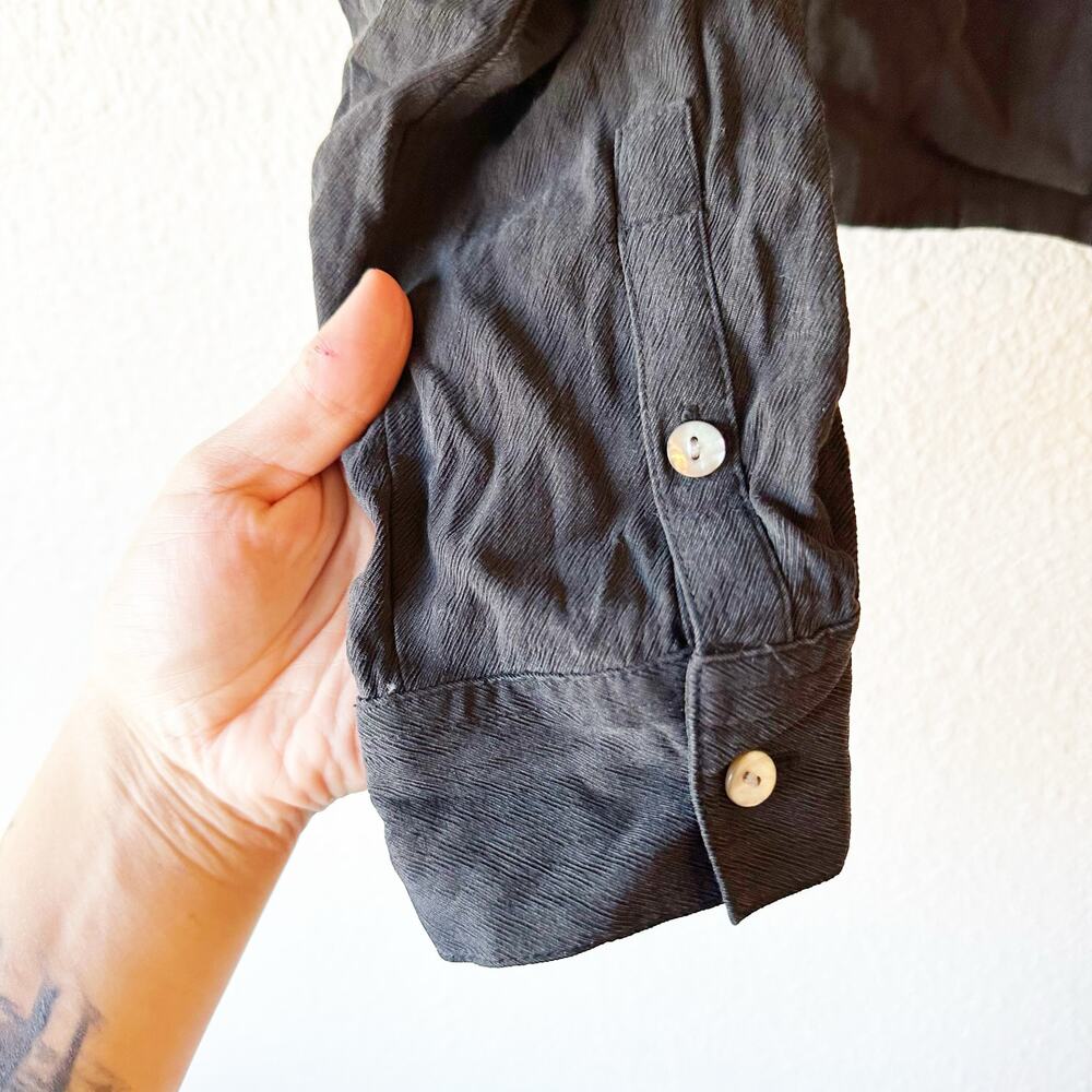 Madewell Lusterweave V-Neck Button Front Shirt Womens M Black Cropped NO457 - Picture 6 of 9